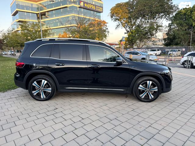 מרצדס-בנץ EQB