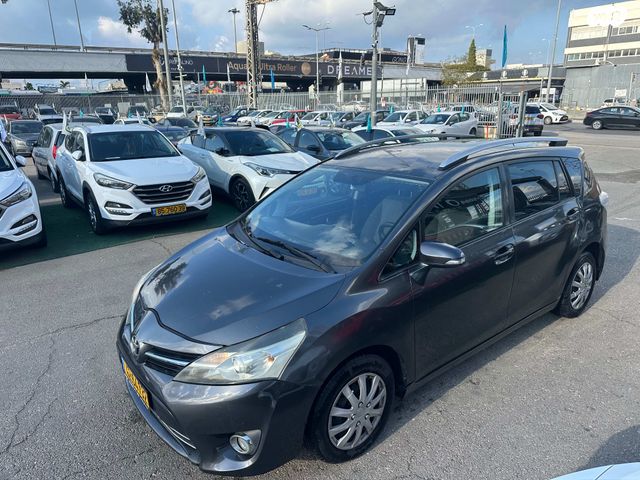 טויוטה ורסו