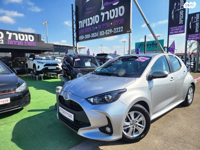 מודעת רכב טויוטה יאריס