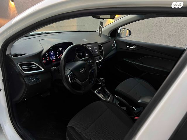 יונדאי אקסנט i25