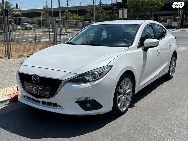 מודעת רכב מאזדה 3