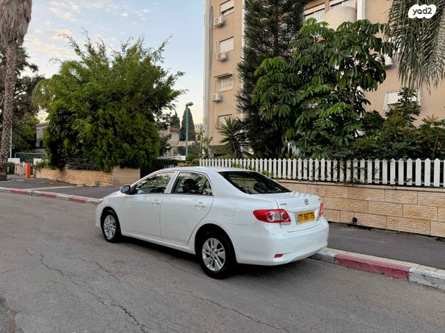 טויוטה קורולה