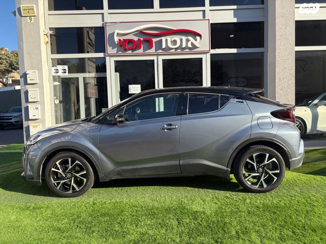 טויוטה C-HR