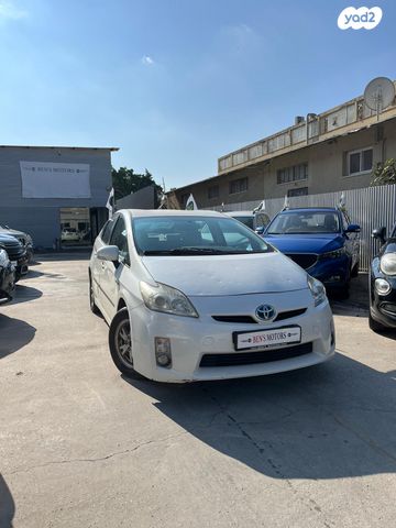 מודעת רכב טויוטה פריוס