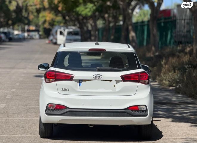 יונדאי i20