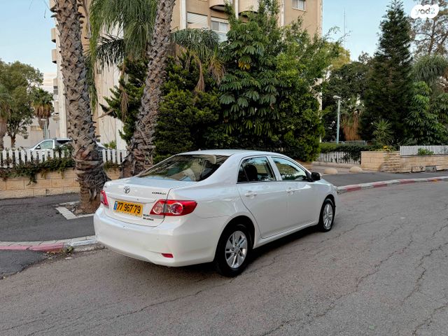 טויוטה קורולה