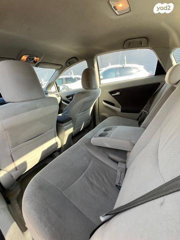 טויוטה פריוס