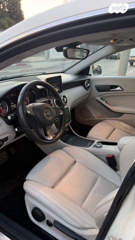 מרצדס-בנץ CLA