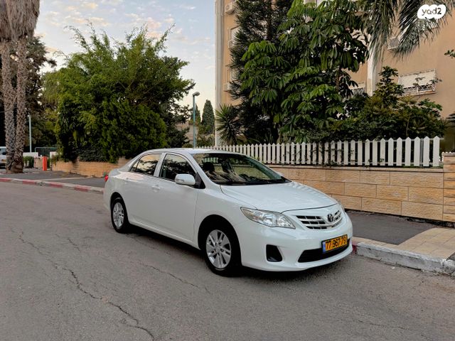 טויוטה קורולה