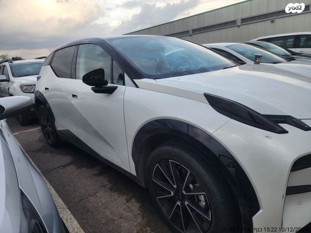 מודעת רכב זיקר X