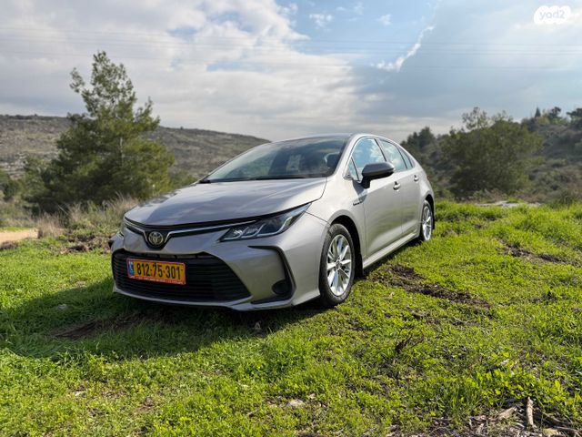 טויוטה קורולה