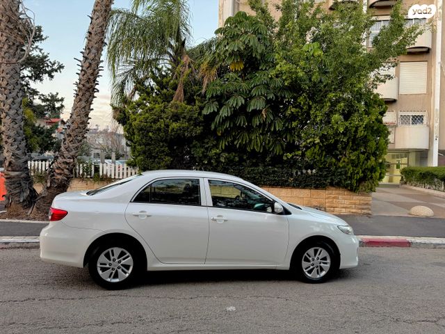 מודעת רכב טויוטה קורולה