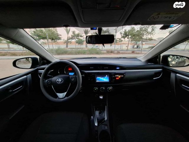 טויוטה קורולה