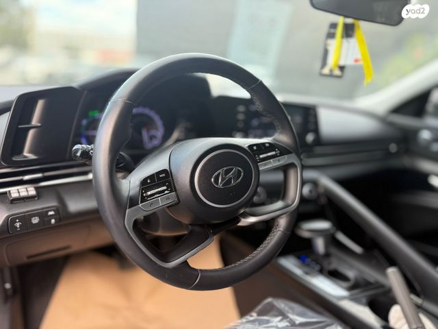 יונדאי אלנטרה