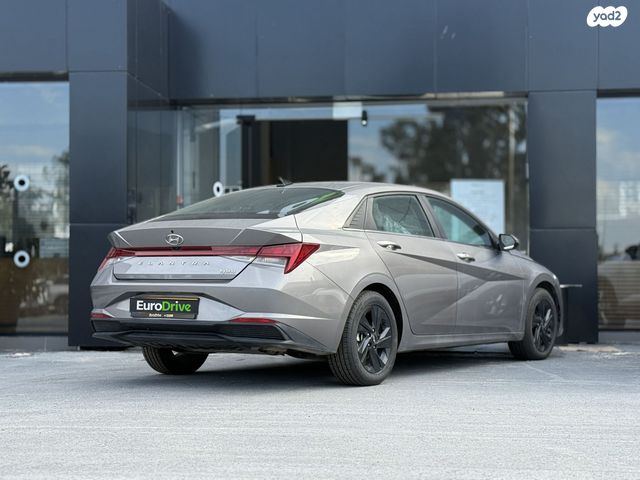 יונדאי אלנטרה