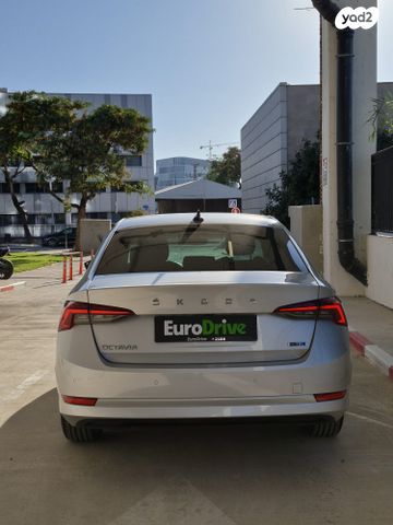 סקודה אוקטביה 