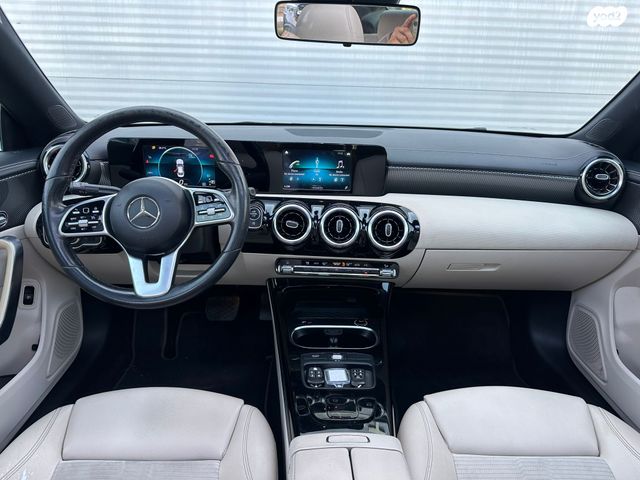 מרצדס-בנץ A-class