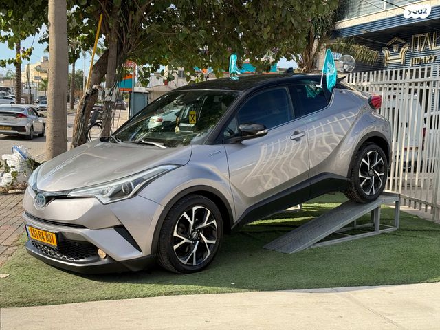 טויוטה C-HR
