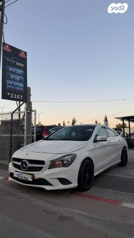 מודעת רכב מרצדס-בנץ CLA