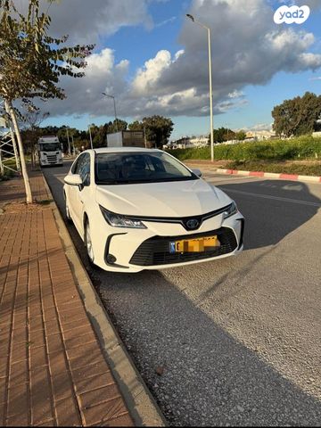 מודעת רכב טויוטה קורולה