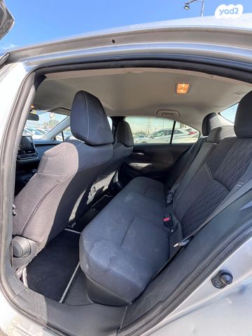 מודעת רכב טויוטה קורולה 2