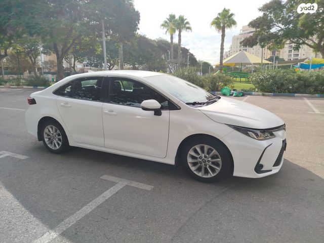 טויוטה קורולה