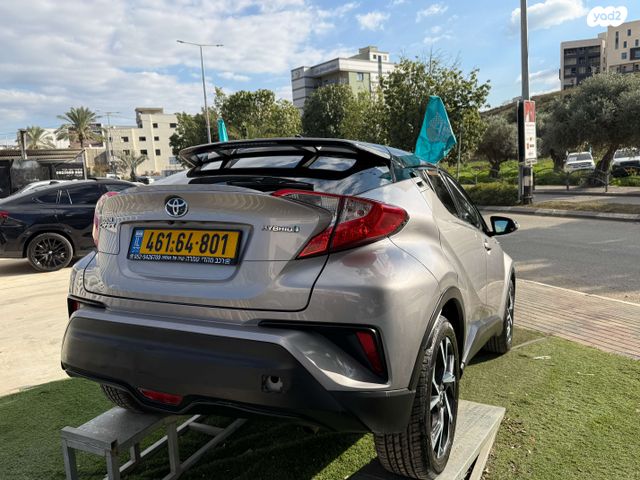 טויוטה C-HR