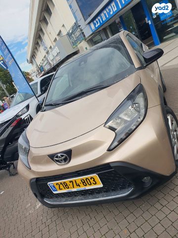 טויוטה אייגו X