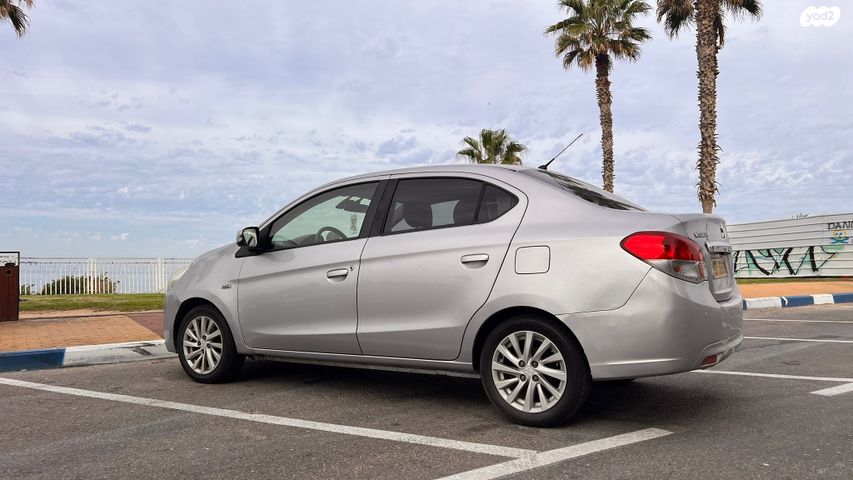 מודעת רכב מיצובישי אטראז'