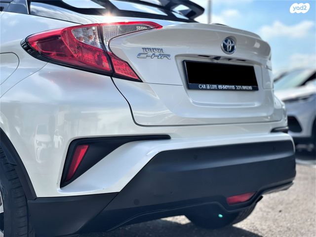טויוטה C-HR