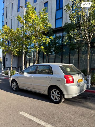 טויוטה קורולה