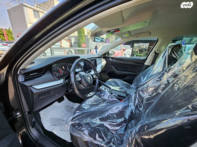 סקודה אוקטביה