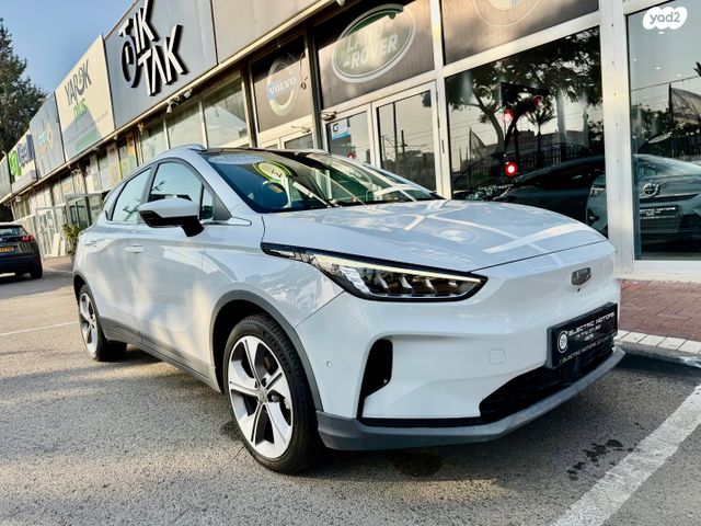 מודעת רכב ג׳ילי Geometry C 2