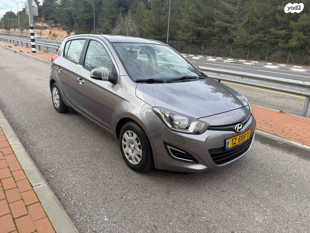 מודעת רכב יונדאי i20