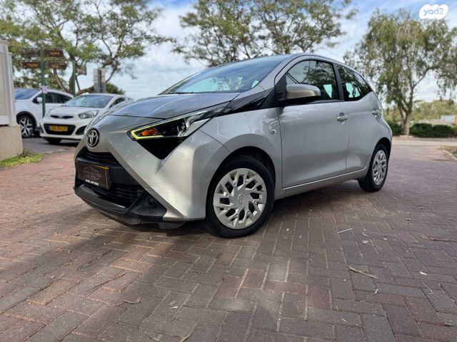 מודעת רכב טויוטה אייגו