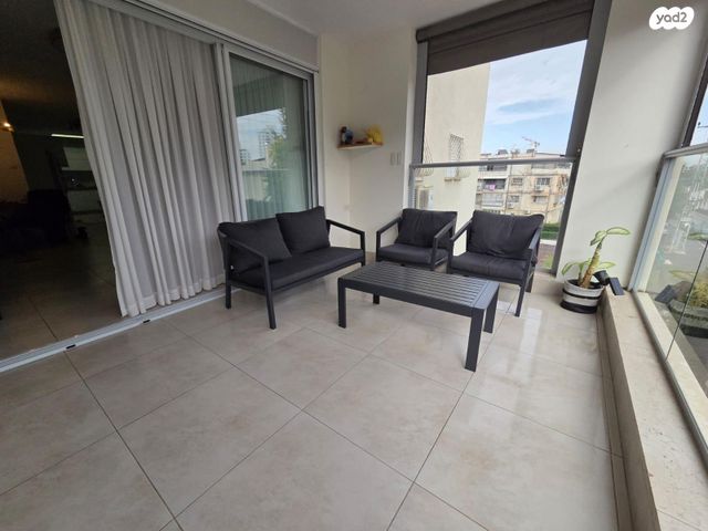 שדרות חיים וייצמן 26