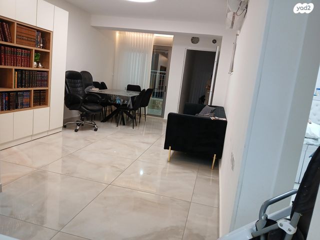 מבוא הדודאים 5