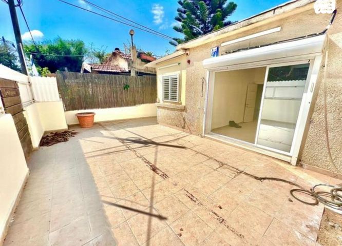 שביל היסמין 47