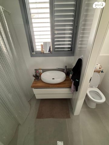 דירה, פתח תקווה 4, מרכז, קרית עבודה, חולון