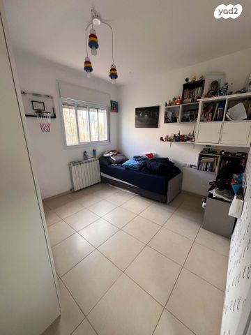 דירה, הרב אריה בינה 29, חומת שמואל, הר חומה, ירושלים