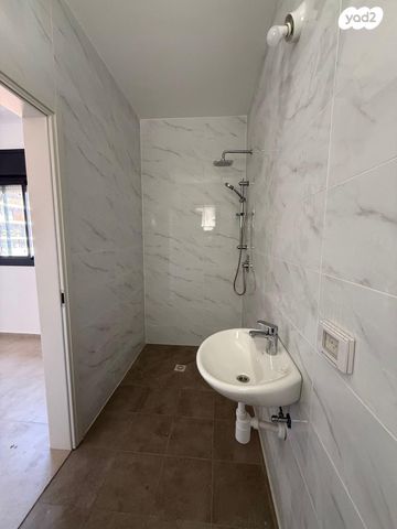 דירה, אסף 16, חרוזים, רמת גן