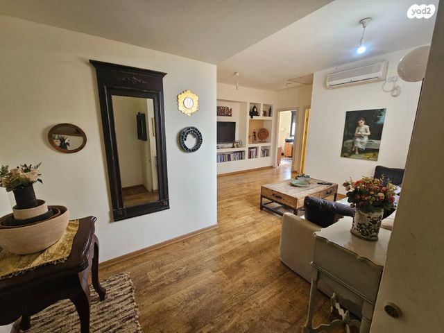 בית פרטי/ קוטג', מרגלית 12, אלונים, שוהם