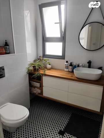 גג/ פנטהאוז, שדרות יצחק שמיר 5, גלי כרמל, טירת כרמל