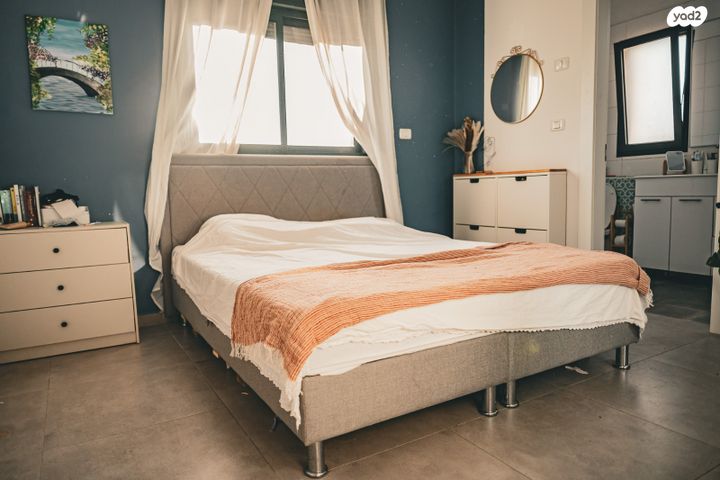 דו משפחתי, הגיא 1, טנא, טנא