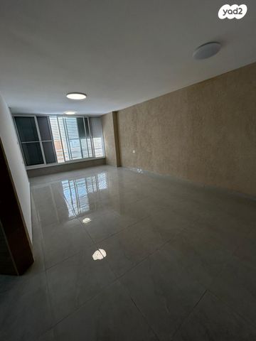 דירה, משמר הירדן 11, מרכז העיר, עפולה