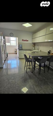 דירה, השריג 23, קרית כרמים, ראשון לציון