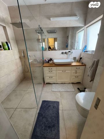 בית פרטי/ קוטג', סביון 11, נאות הפרחים, גן יבנה