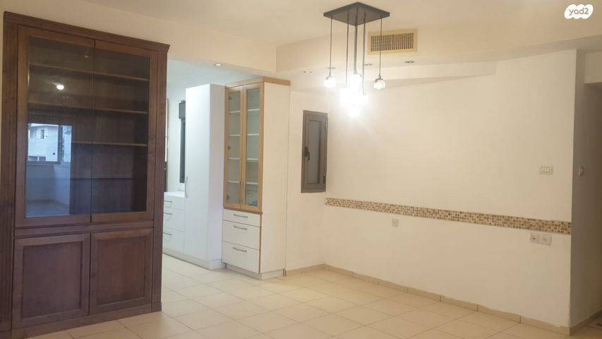 דירה, יוני נתניהו 30, רמת הדר, גבעת שמואל