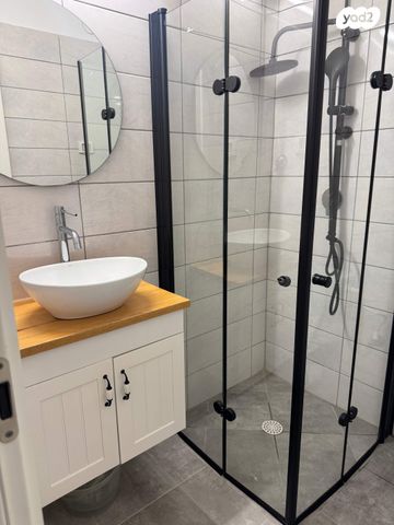 גג/ פנטהאוז, חרצית 4, הארזים, אופקים