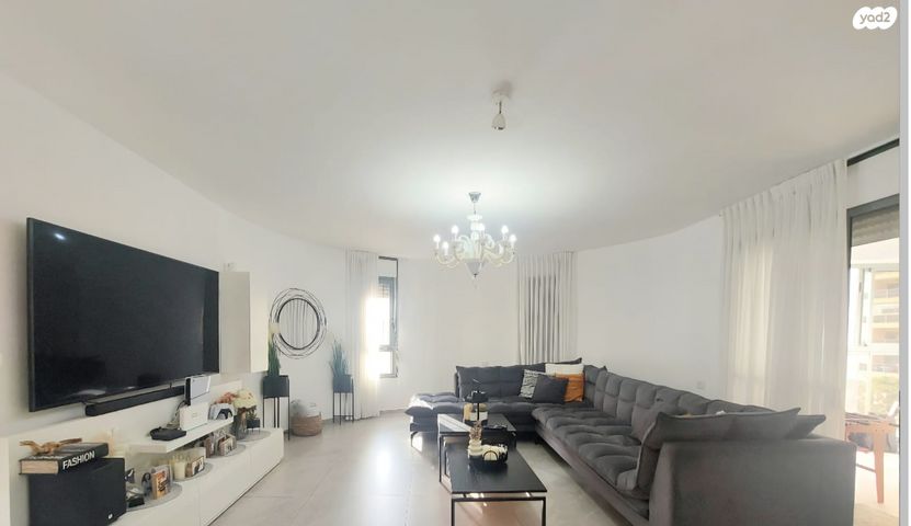 דירה, ארלוזורוב 19, רובע ה', אשדוד